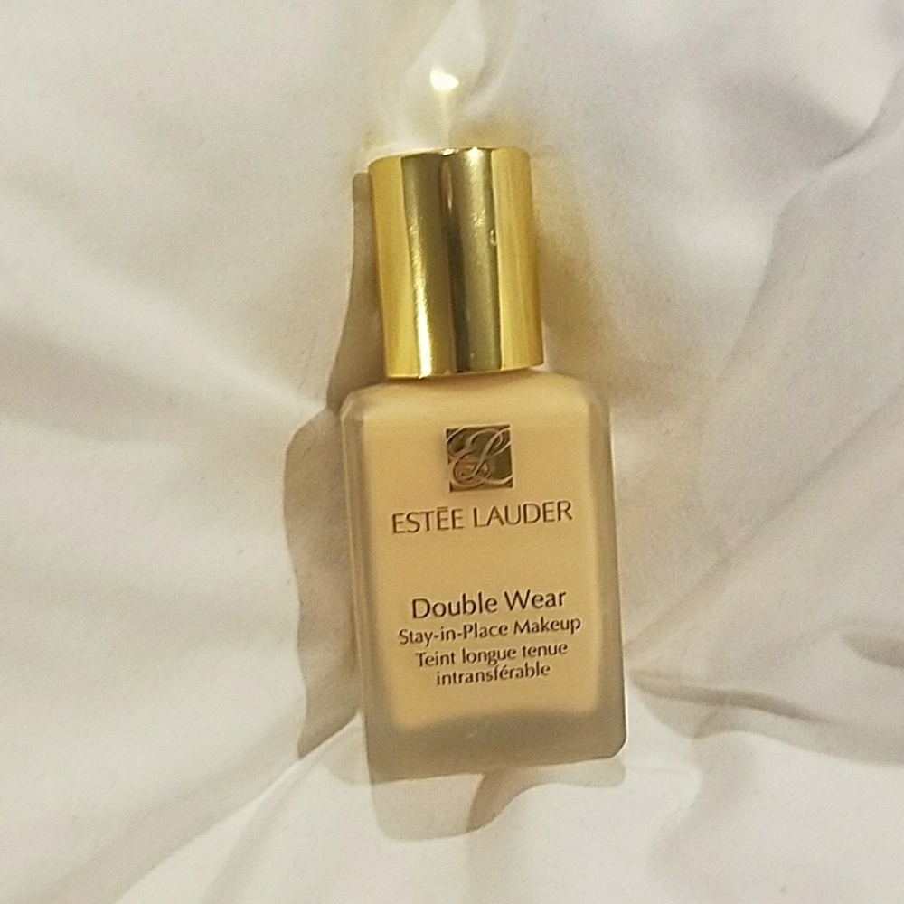 Estee Lauder Foundation